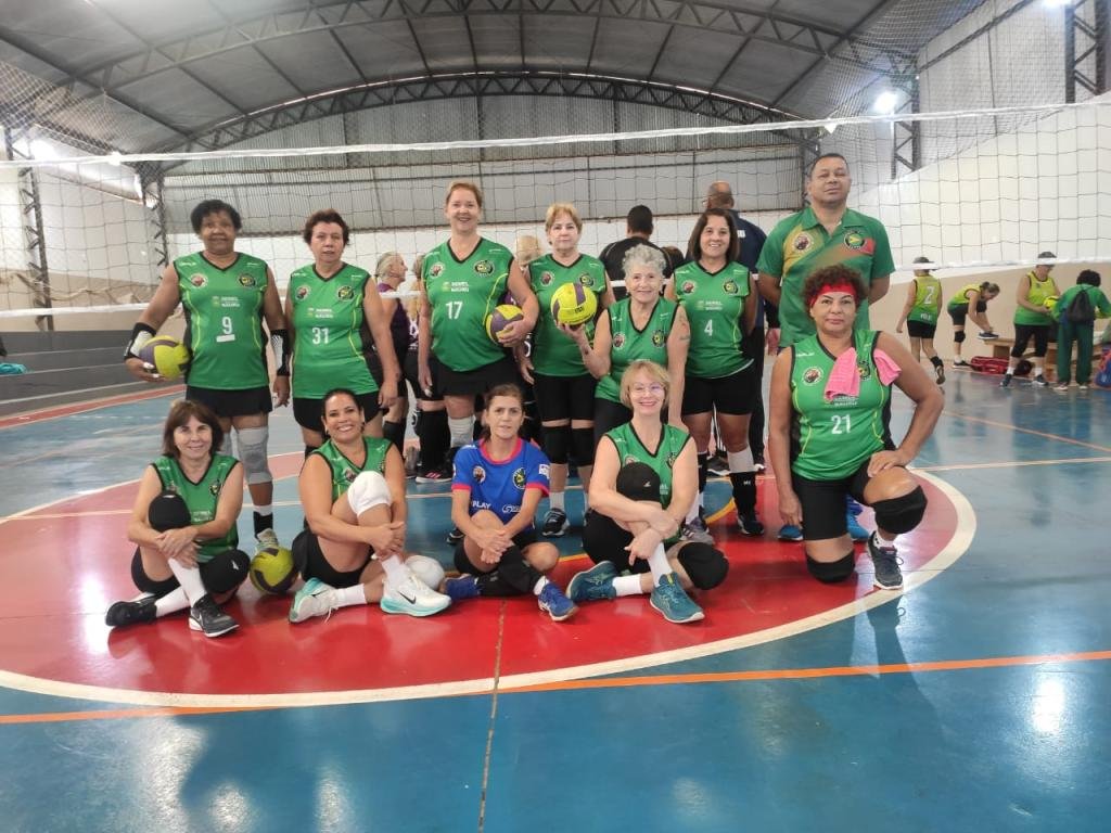 Somos Vôlei Bauru faz seis jogos em dois dias nas categorias 58+ e 68+
