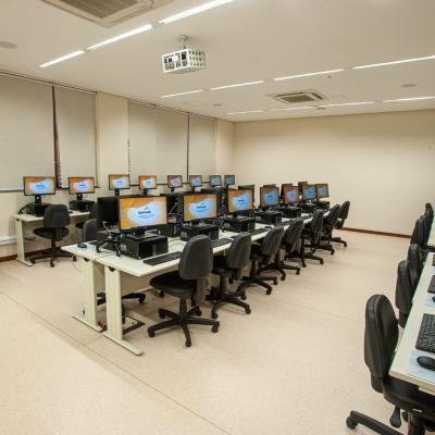 Oportunidade para pessoas 50+: Senac Bauru oferece curso gratuito de telemarketing