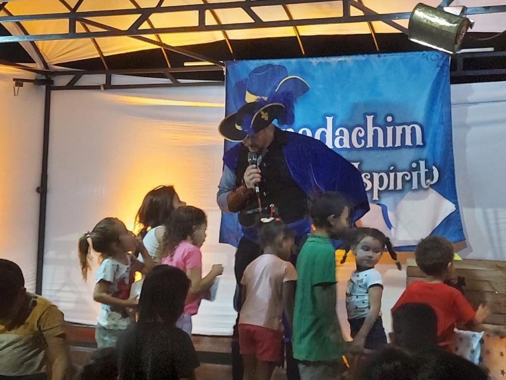 Programa ‘Lazer Perto de Você’ levou diversão para as crianças de três regiões