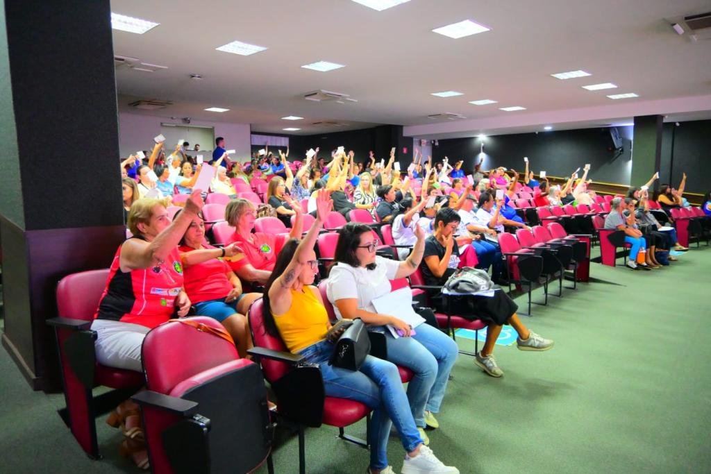 Conferência Municipal dos Direitos da Pessoa Idosa discute propostas e elege delegados